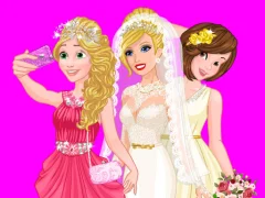 لعبة Barbie's Wedding Selfie With Princesses على الانترنت