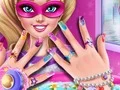 لعبة Superhero doll manicure على الانترنت