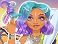 لعبة Amanda's Summer Festival Real Haircuts على الانترنت