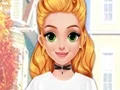 لعبة Around The World Blonde Princess Fashionista على الانترنت