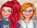 لعبة Princesses First Day Of College على الانترنت