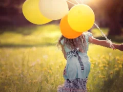 لعبة Girl Balloons Child Jigsaw على الانترنت
