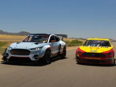لعبة Drifting Mustang Slide على الانترنت