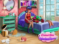 لعبة Dotted Girl: Highschool room على الانترنت
