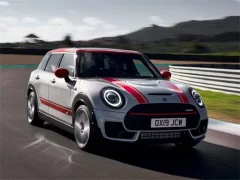 لعبة Mini Sports Cars Puzzle على الانترنت