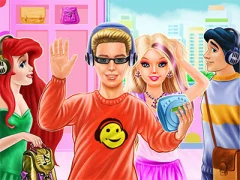 لعبة Princesses High School Trends على الانترنت