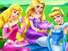 لعبة Princesses Day Out على الانترنت