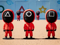 لعبة Squid Game hide and seek على الانترنت