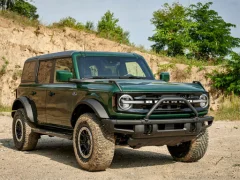 لعبة Ford Bronco 4-Door Puzzle على الانترنت