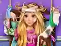 لعبة Blonde princess hospital recovery على الانترنت