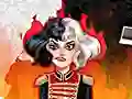 لعبة From Basic to Fab Villain Makeover على الانترنت