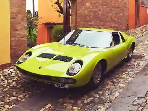 لعبة Lamborghini Miura P400 Puzzle على الانترنت